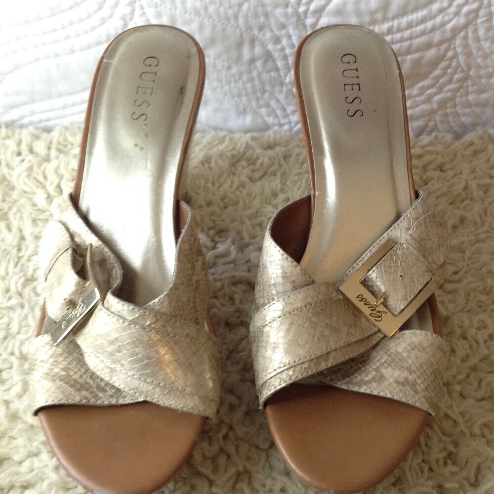 Guess Faux Leather Snake Platform "9.5", Sexy, Chunky, Trending, Girlcorehood,